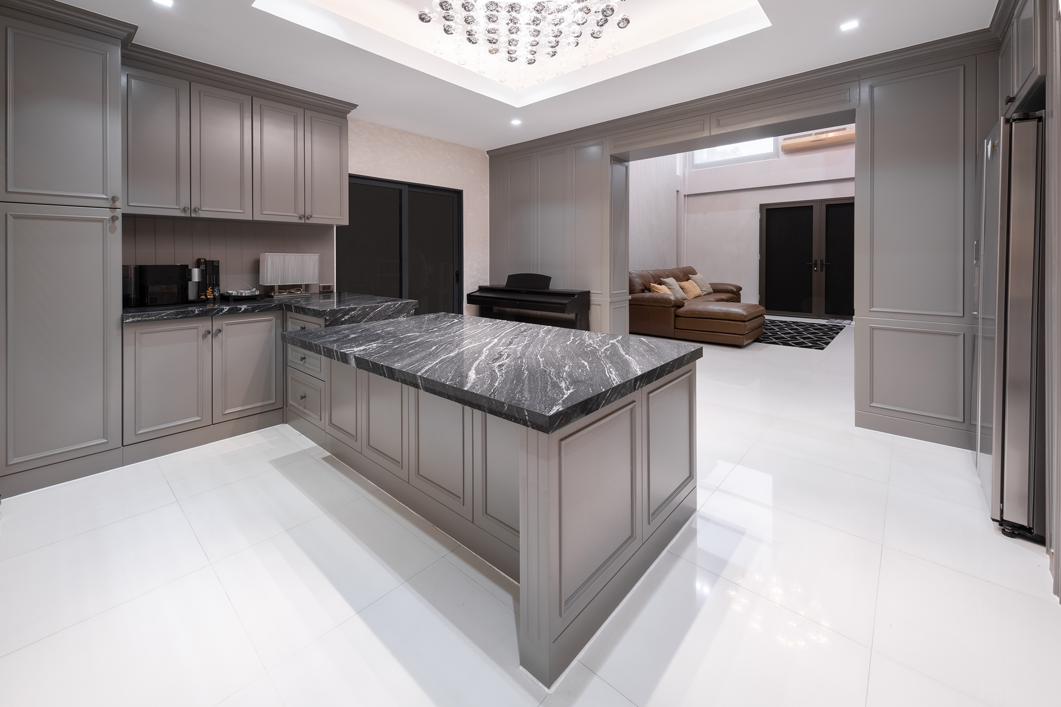 ครัวบิวท์อิน Built-in Kitchen